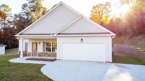 70 Belmont Park Dr, Commerce, GA 30529-2566