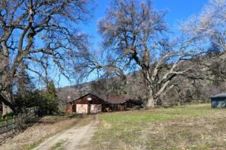 24100 Serra Pl, Tehachapi, CA 93561-8387