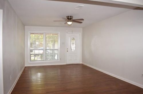 7129 Robinhood Ln, Fort Worth TX  76112-5719 exterior