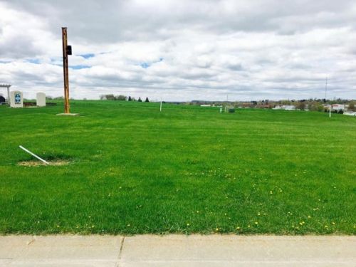 245 Robert St, Mabel, MN 55954-3008