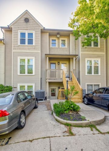 929 Auburnview Dr, Cincinnati, OH 45206-2582