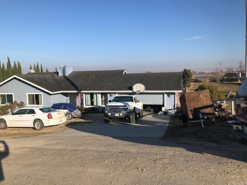 8233 Plane View Pl, Lake Nacimiento, CA 93446-7306