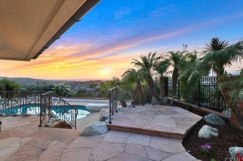 865 Swallow Way, Anaheim CA  92807-4430 exterior