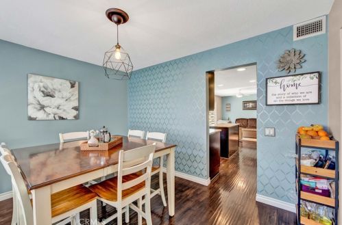 6236 Woodsboro Ave, Anaheim CA  92807-2347 exterior