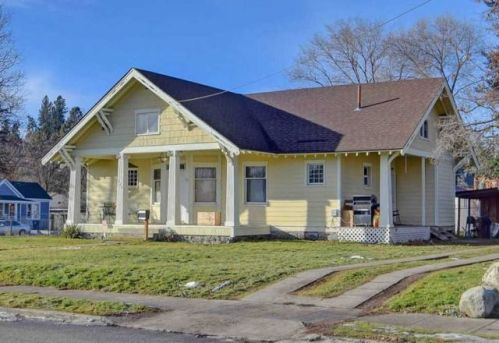 424 Magnolia St, Spokane, WA 99202-3356