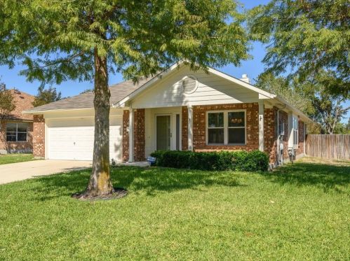 755 Goldenrod St, Uhland, TX 78640-5457