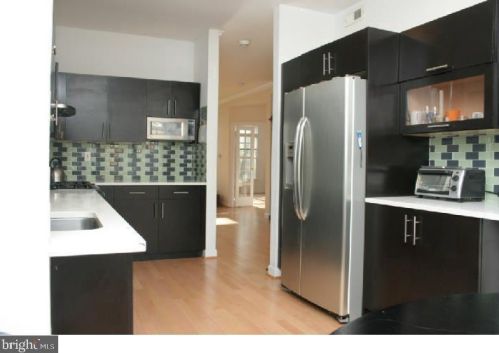 23 Wilkinson Way, Princeton NJ  08540-7362 exterior