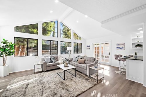 6 Timbergate, Irvine, CA 92614-7068