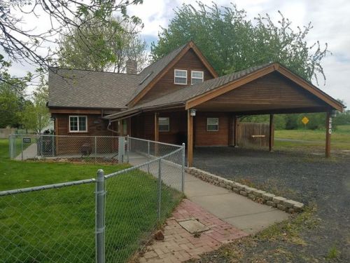 250 Sammy Ln, Adams, OR 97810-2026