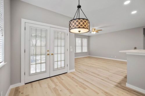 12524 Canyon Glen Dr, Austin TX  78732-2022 exterior