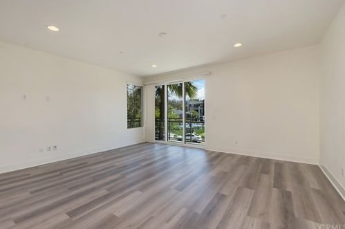 120 Rockefeller, Irvine CA  92612-8114 exterior