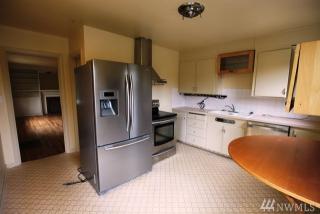 2604 137th St, Seattle WA  98125-3442 exterior