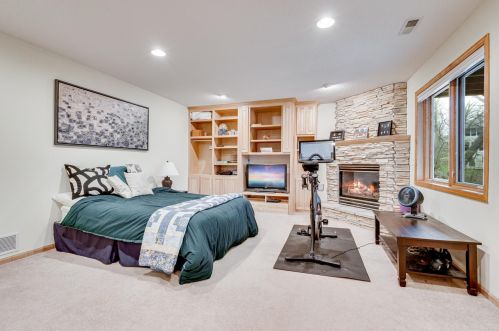 13764 Evergreen Ct, Saint Paul MN  55124-9256 exterior