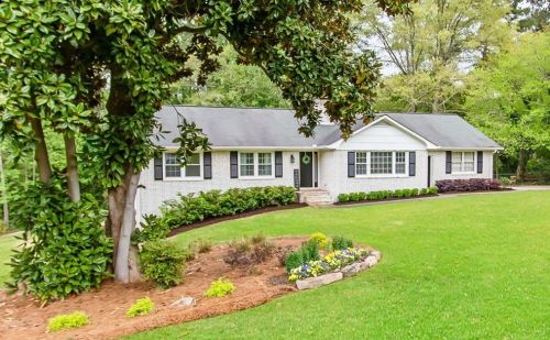 3230 Hickory Crest Dr, Marietta, GA 30064-1143
