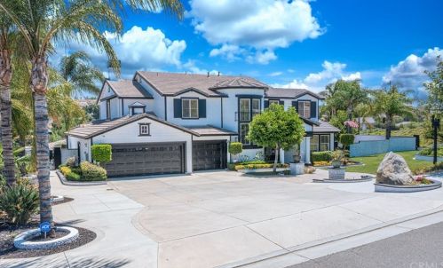 14082 Crystal View Ter, Riverside CA  92508-8705 exterior