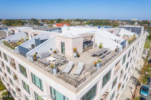 601 Heck St, Tinton Falls, NJ 07712-6615