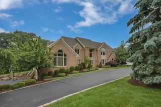 5 Ridge Rd, Parsippany, NJ 07834-3810