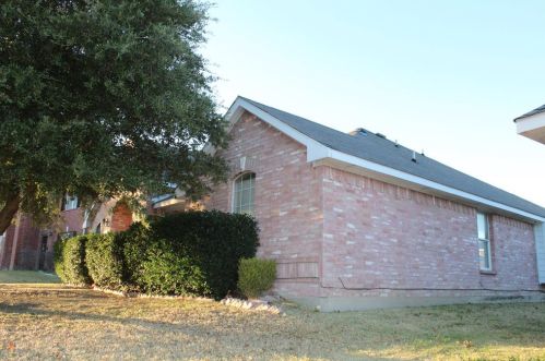 1117 Beechwood Ln, Cedar Hill TX  75104-2980 exterior