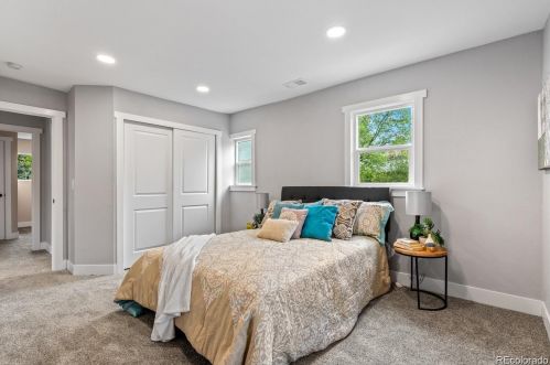 1555 Rosemary St, Denver CO  80220-1955 exterior