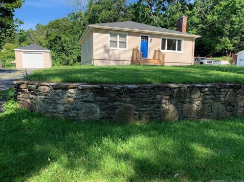 26 Highland Ave, Killingly CT  06239-3114 exterior