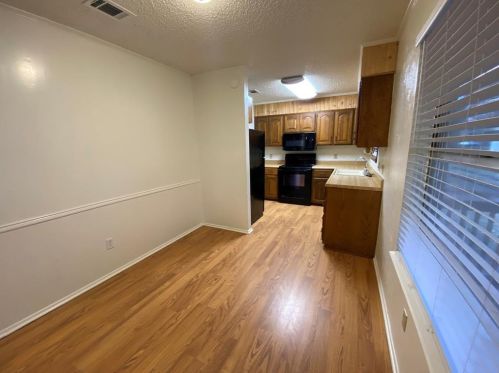 1433 Southland St, Sulphur Springs TX  75482-4709 exterior