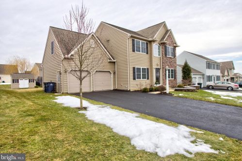 364 Breckenridge Way, Lancaster, PA 17601-2988