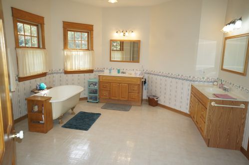 1882 Paulsen Rd, Nelson IL  61021-8402 exterior