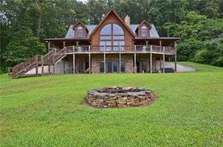 1062 Wilder Hwy, Alpine, TN 38543-7116