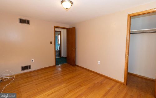 426 Holiday Dr, Aberdeen MD  21001-1813 exterior