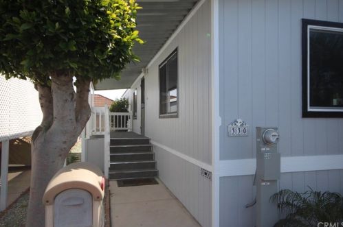 330 Magpie Ln, Santa Ana CA  92708-5822 exterior