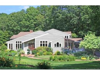 26 Riverview Cir, East Hampton, CT 06447-1001