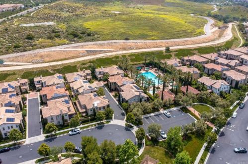 105 Coyote Brush, Irvine CA  92618-8873 exterior