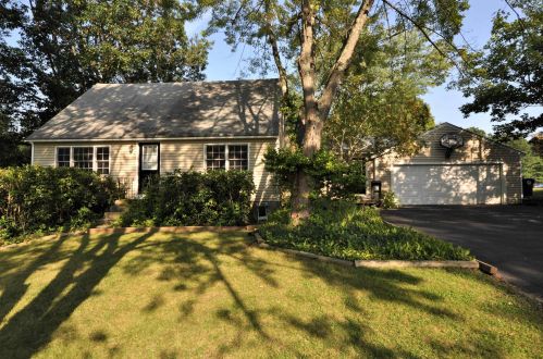 5 Barnard Ln, Goffstown, NH 03045-1806