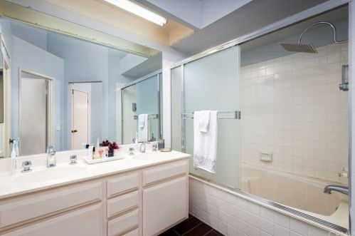 6031 Hackamore Ln, Anaheim CA  92807-4870 exterior