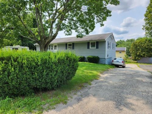 75 Windy Dr, Waterbury, CT 06705-2515