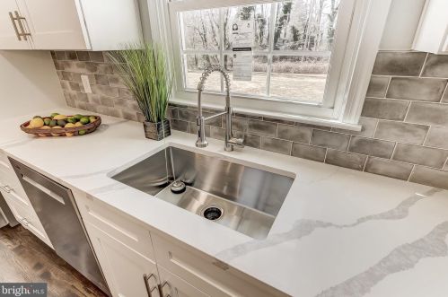 17 Ashcroft Ct, Arnold MD 21012-2406 exterior