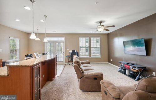 15097 Leicestershire St, Woodbridge VA  22191-6545 exterior