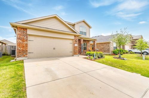 1720 Kings Glen Ln, Fort Worth, TX 76140-5783