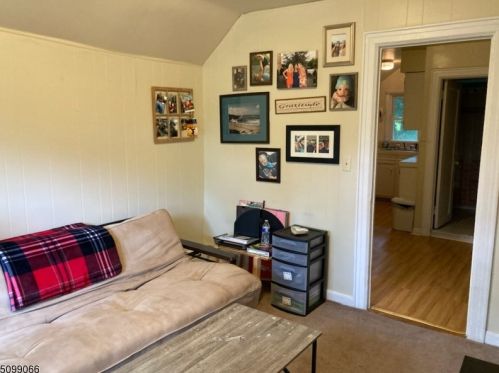 1 Woodlawn Ter, Dover NJ  07869-4172 exterior