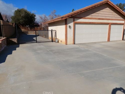 42311 Encanto Way, Lancaster, CA 93536-3765