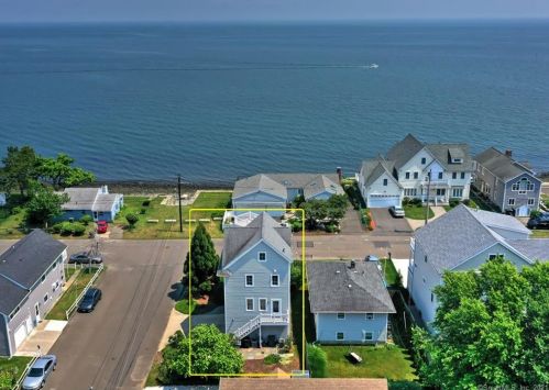 168 Point Beach Dr, Milford, CT 06460-7646