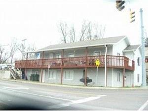 1226 Kirkwood Ave, Blmgtn IN  47404-5061 exterior