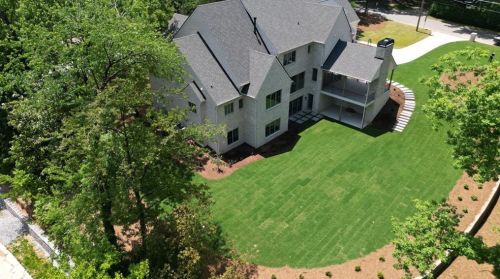 921 Heards Ferry Rd, Atlanta GA  30328-4727 exterior