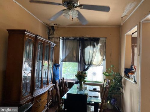 1642 Crosslynne Ave, Camden, NJ 08107-2212