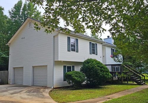 45 Chimney Ct, Porterdale, GA 30014-5709
