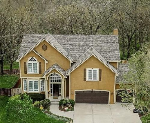 4511 Anderson St, Shawnee Mission, KS 66226-2467