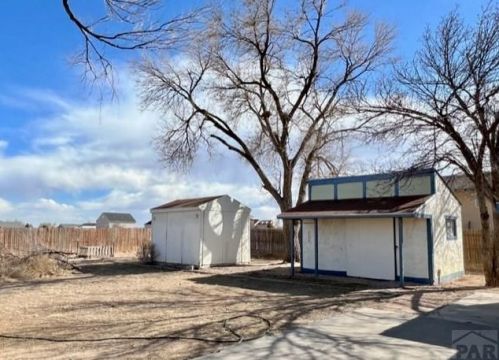 484 Clarion Dr, Pueblo CO  81007-2317 exterior