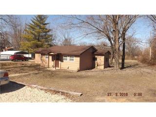 907 Glassey St, Cuba, MO 65453-1113