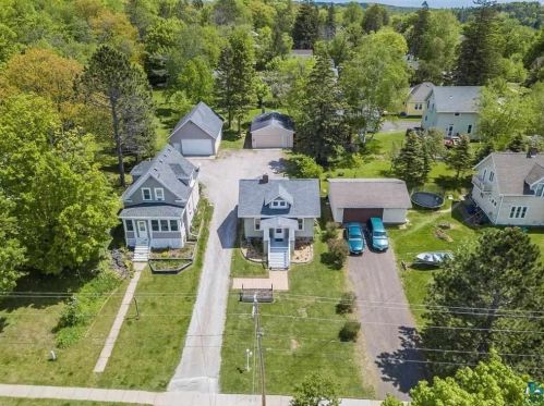 3414 Allendale Ave, Duluth, MN 55803-2053