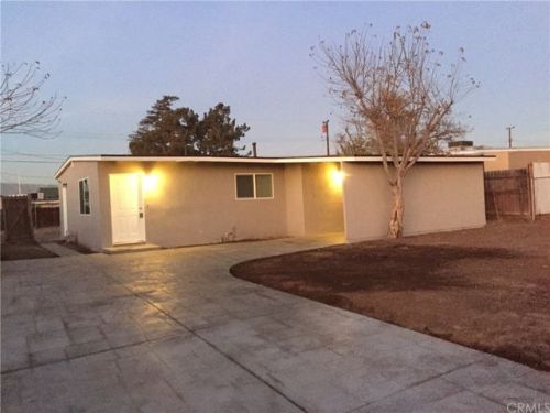 777 Arliss St, Riverside, CA 92507-1102